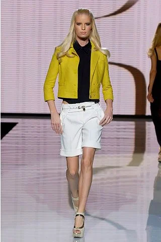 Look 15